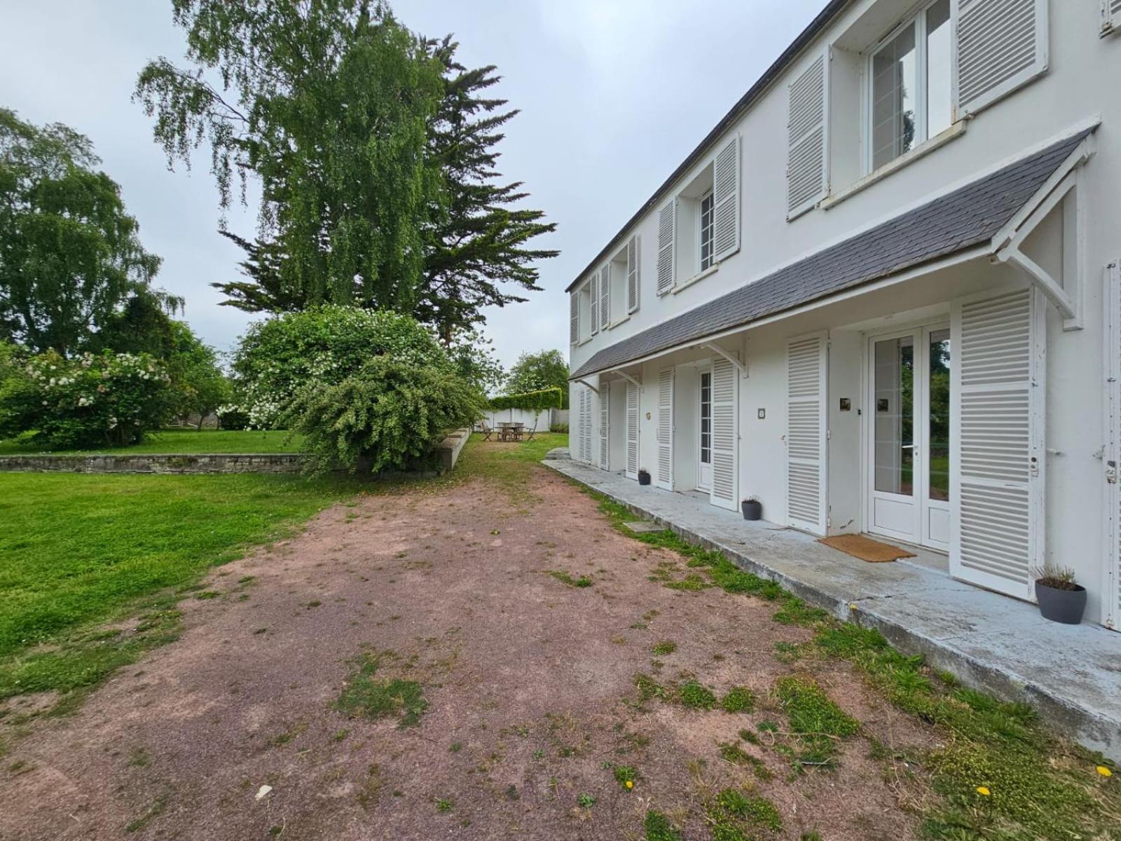 La Fromagerie Maison Lumineuse Et Spacieuse Beau Sejour 5 Ch 2 Wc 1 Sdb Grand Jardin Clos 5Mn A Pied Commerces 10 Mn Plage Omaha Beach Proche Plages Du Debarquement Trevieres Ngoại thất bức ảnh