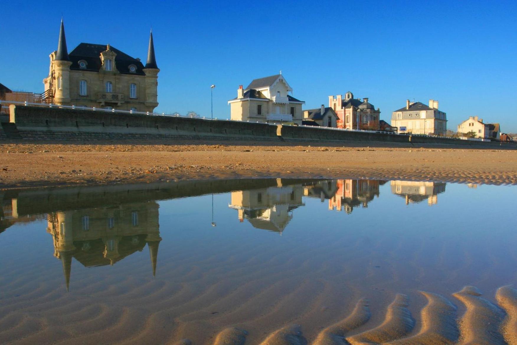 La Fromagerie Maison Lumineuse Et Spacieuse Beau Sejour 5 Ch 2 Wc 1 Sdb Grand Jardin Clos 5Mn A Pied Commerces 10 Mn Plage Omaha Beach Proche Plages Du Debarquement Trevieres Ngoại thất bức ảnh
